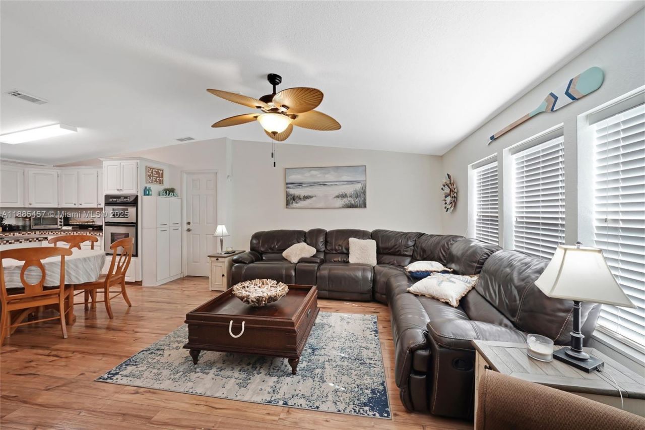 945 Plantation Rd, Unit 945, Key Largo, FL 33037 Photo