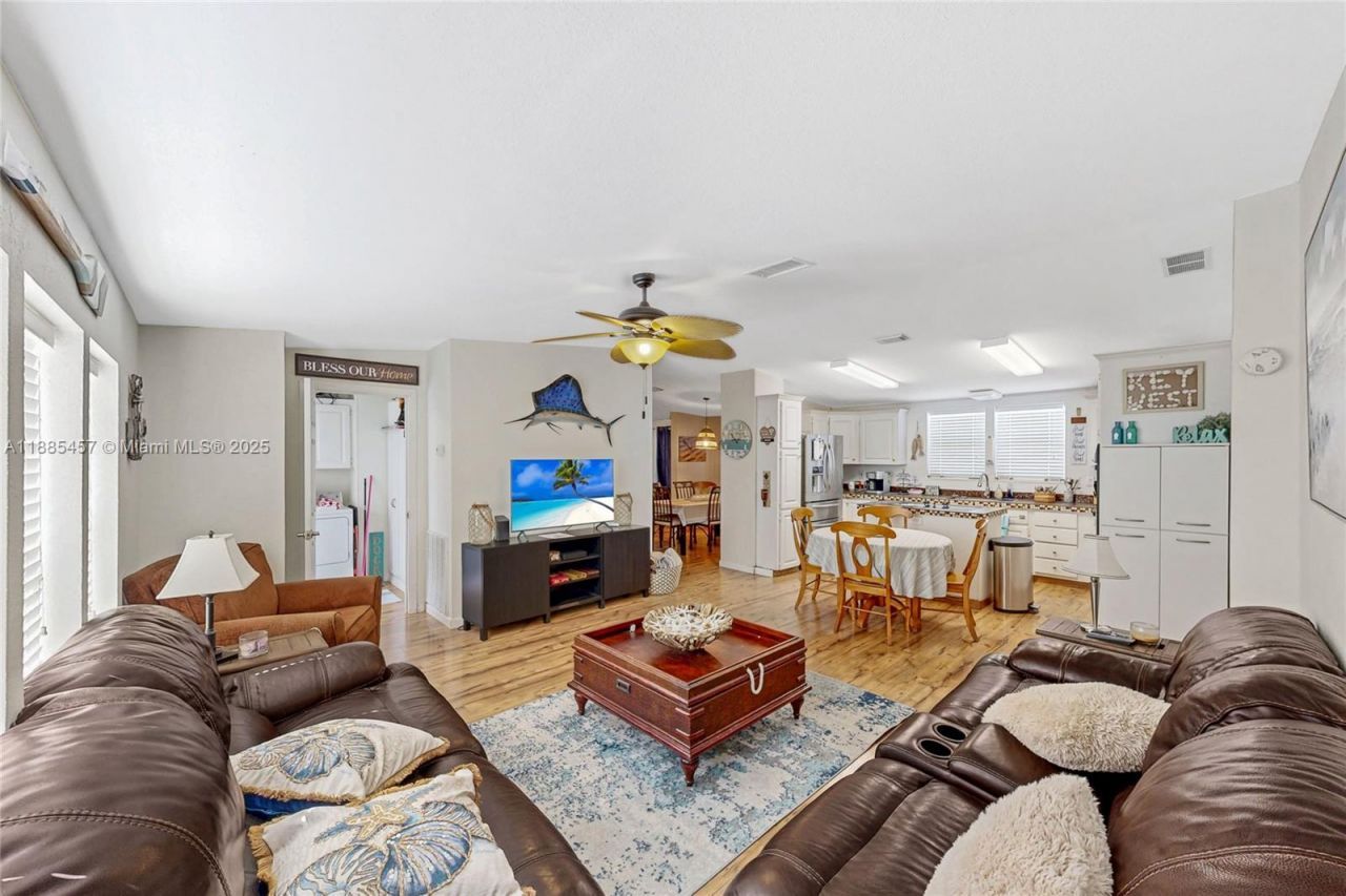 945 Plantation Rd, Unit 945, Key Largo, FL 33037 Photo