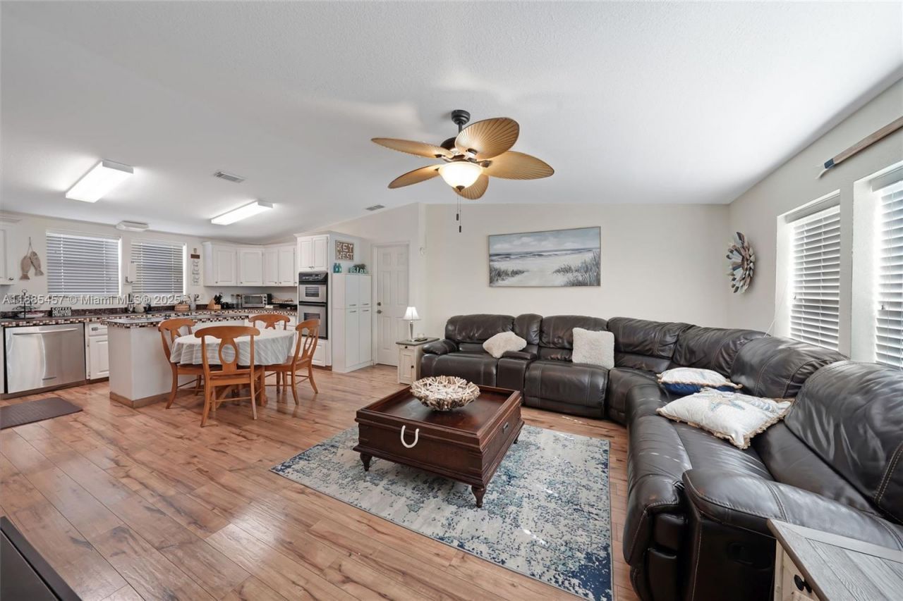 945 Plantation Rd, Unit 945, Key Largo, FL 33037 Photo