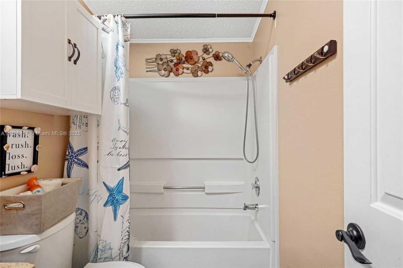 945 Plantation Rd, Unit 945, Key Largo, FL 33037 Photo