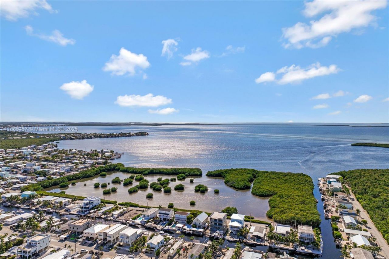 945 Plantation Rd, Unit 945, Key Largo, FL 33037 Photo