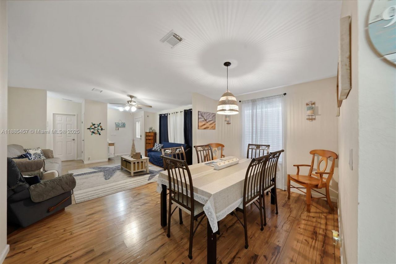 945 Plantation Rd, Unit 945, Key Largo, FL 33037 Photo