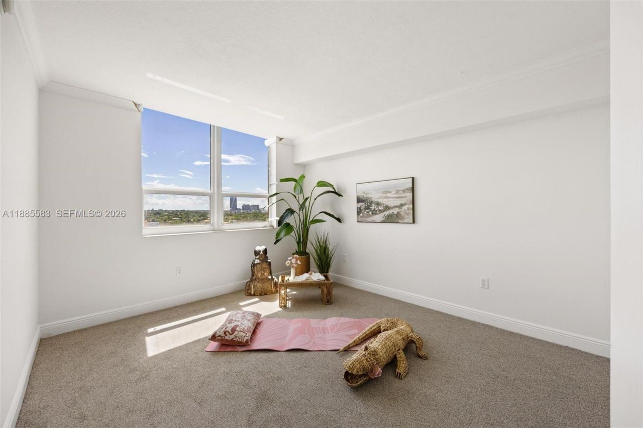 3232 SW 22nd Ter, Unit 1003, Miami, FL 33145 Photo