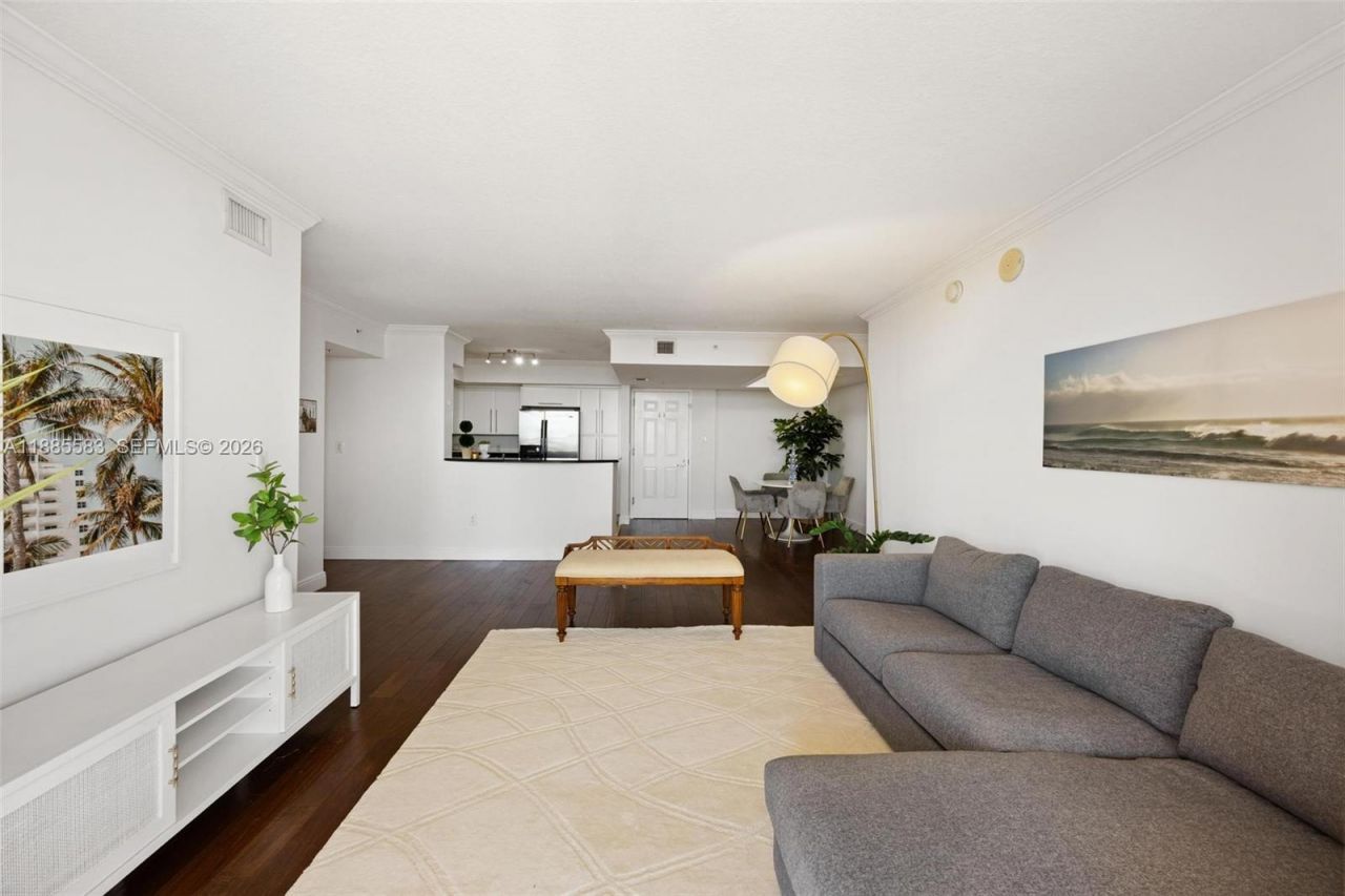 3232 SW 22nd Ter, Unit 1003, Miami, FL 33145 Photo