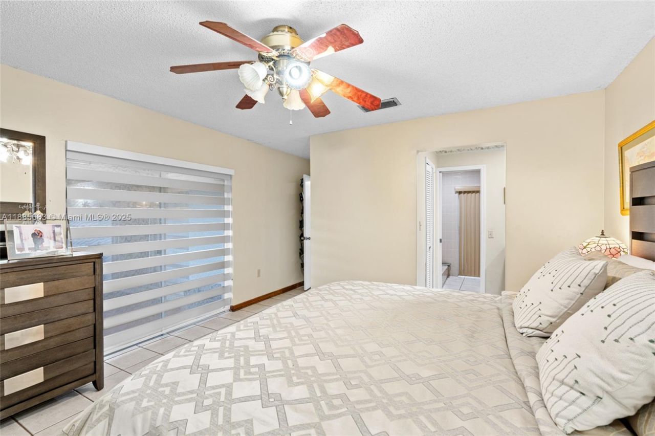 14319 SW 100th Ln, Miami, FL 33186 Photo