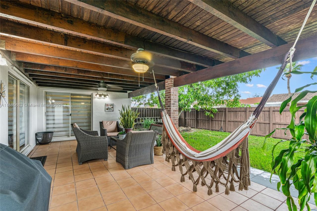 14319 SW 100th Ln, Miami, FL 33186 Photo