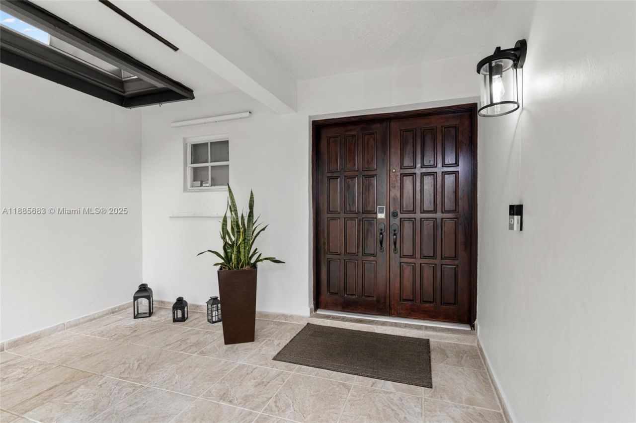 14319 SW 100th Ln, Miami, FL 33186 Photo