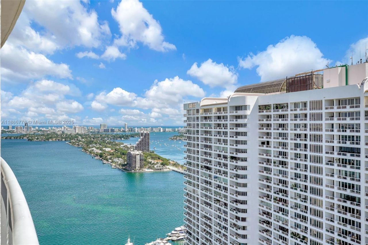 1750 N Bayshore Dr, Unit 3708, Miami, FL 33132 Photo