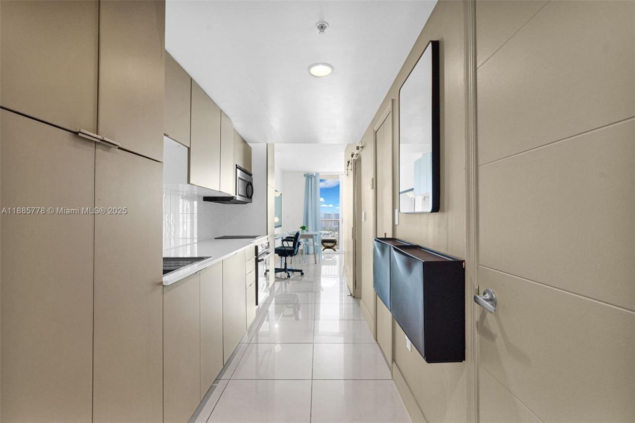 1750 N Bayshore Dr, Unit 3708, Miami, FL 33132 Photo