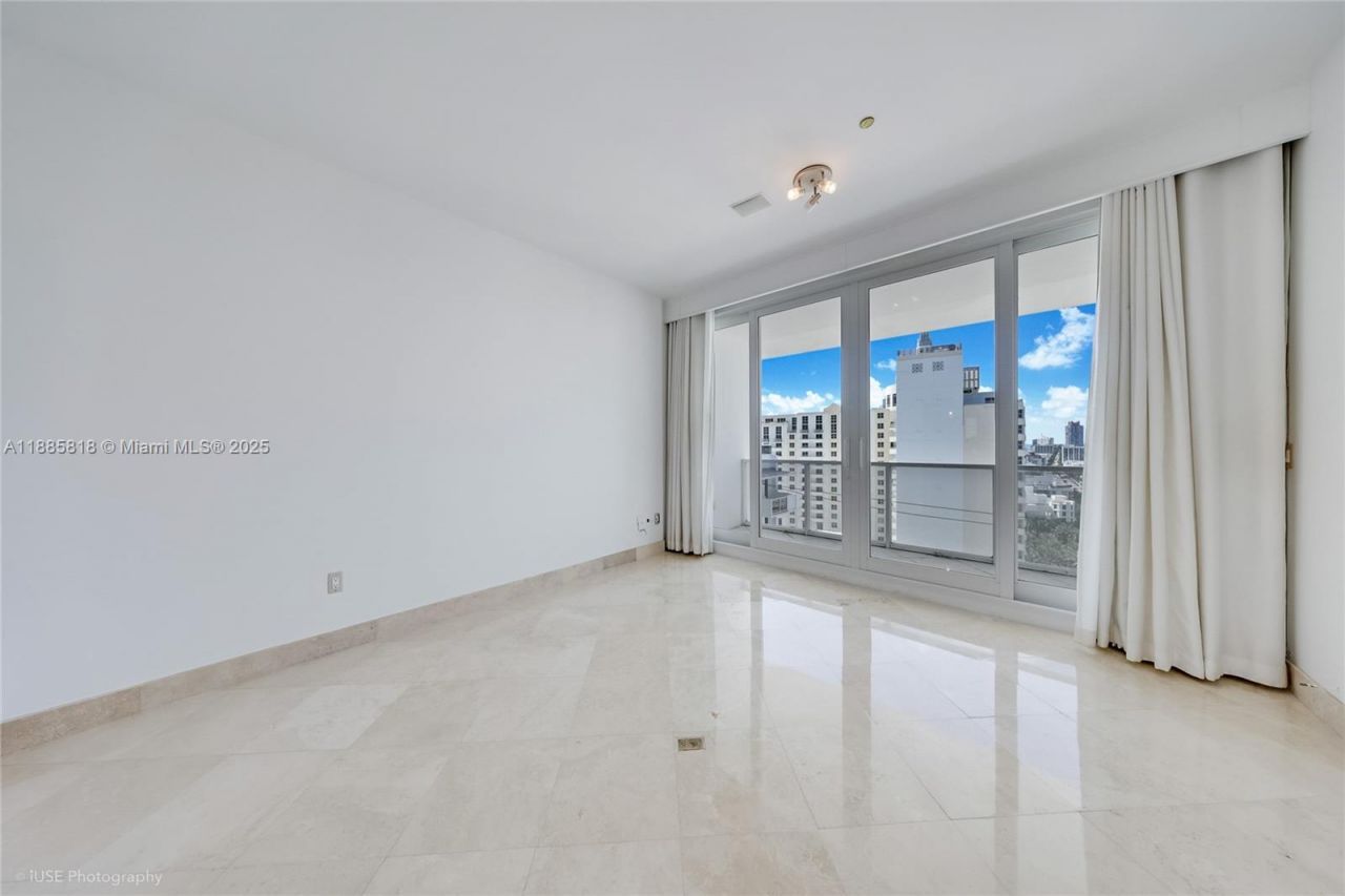 100 Lincoln Rd, Unit PH12, Miami Beach, FL 33139 Photo
