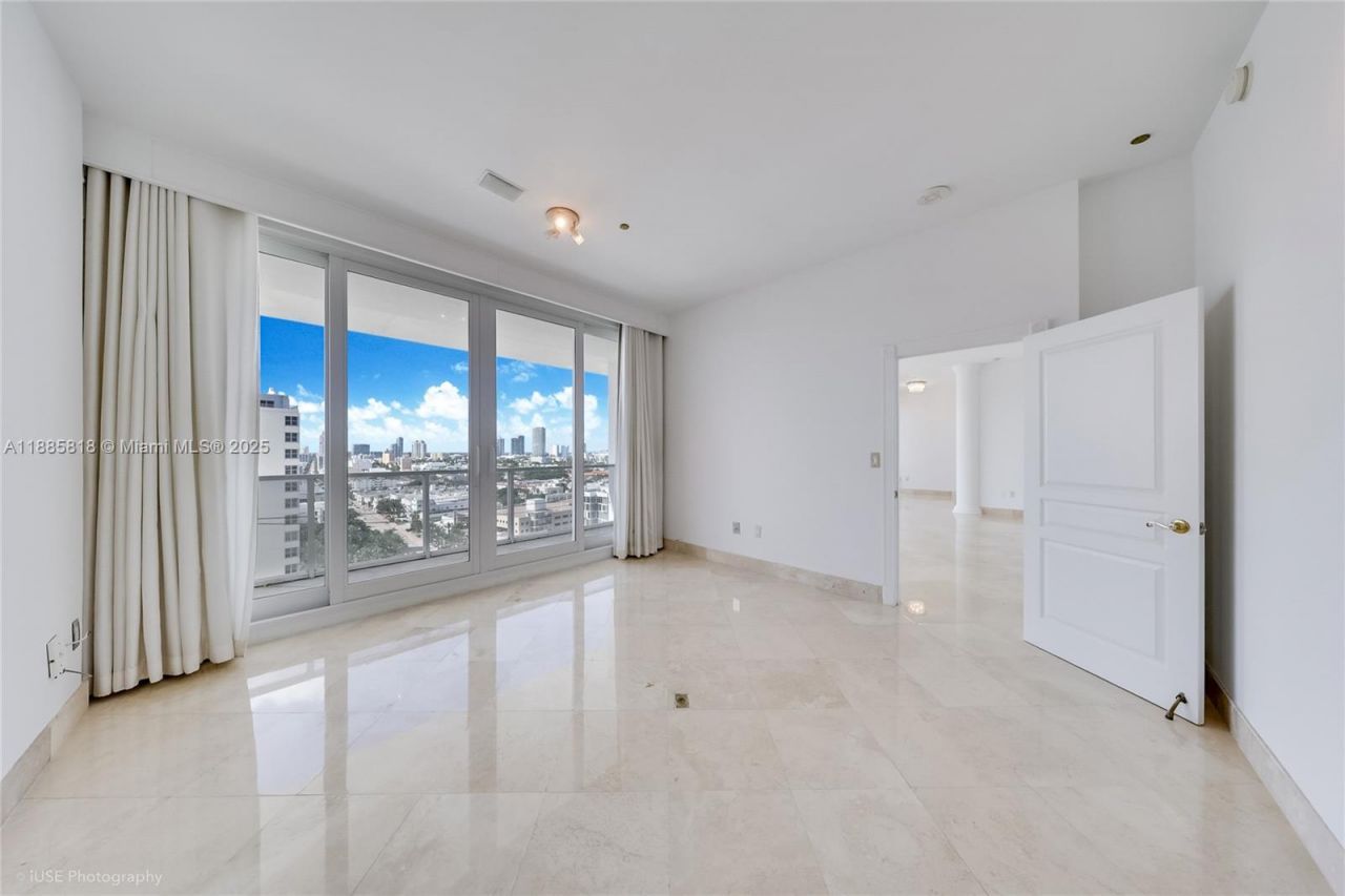 100 Lincoln Rd, Unit PH12, Miami Beach, FL 33139 Photo