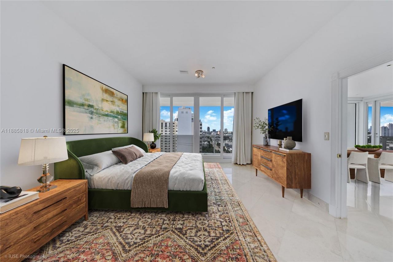 100 Lincoln Rd, Unit PH12, Miami Beach, FL 33139 Photo