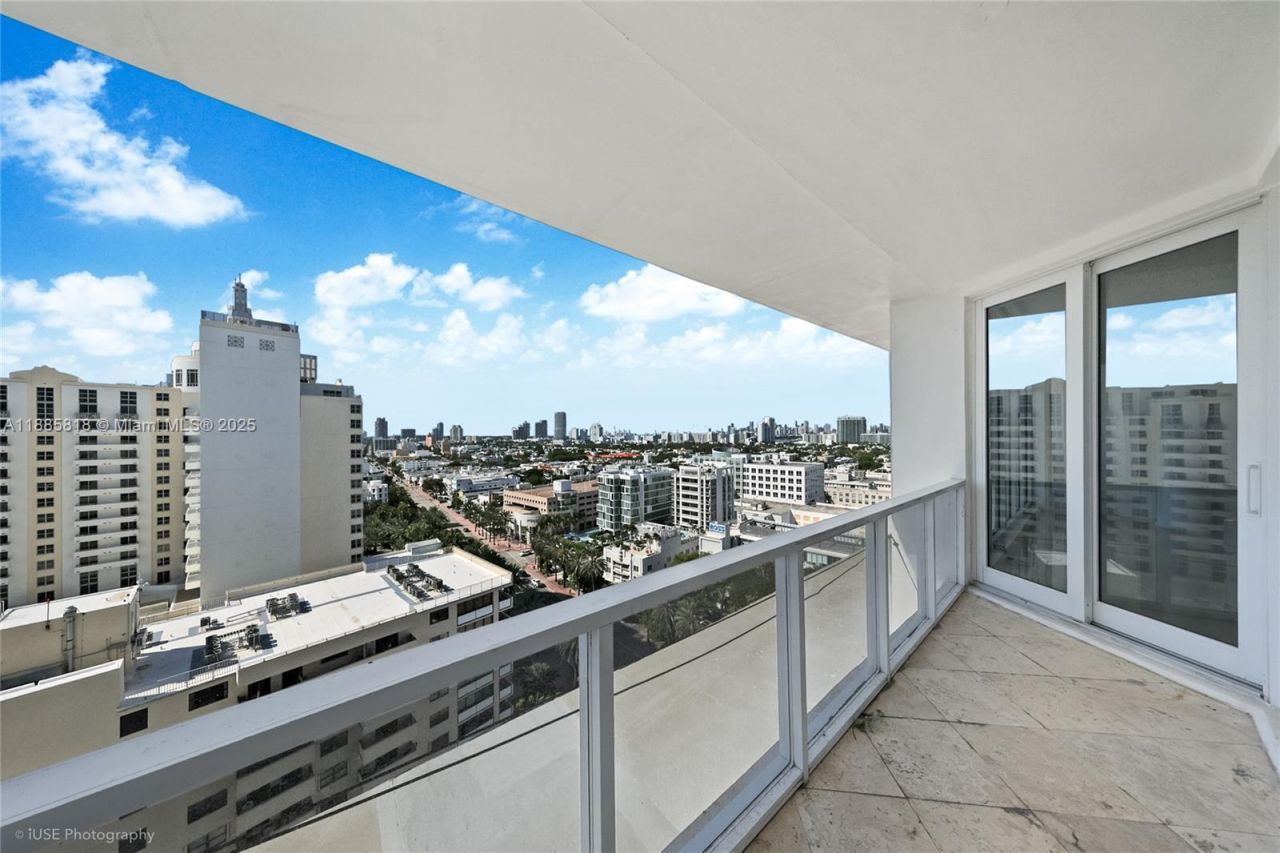 100 Lincoln Rd, Unit PH12, Miami Beach, FL 33139 Photo