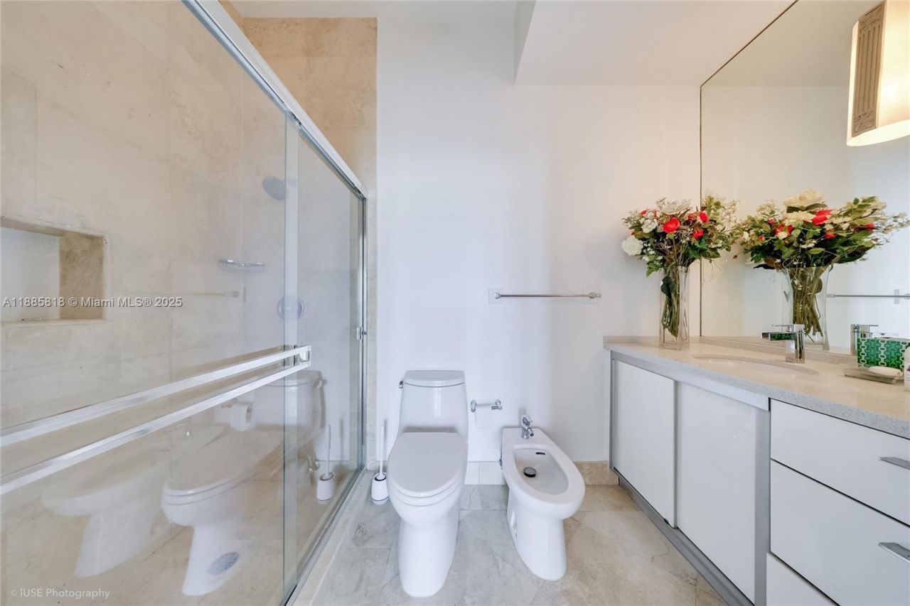 100 Lincoln Rd, Unit PH12, Miami Beach, FL 33139 Photo