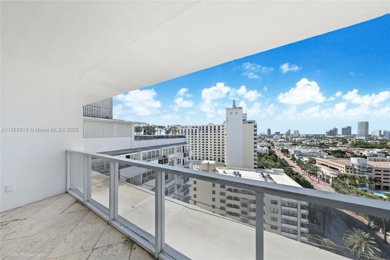 100 Lincoln Rd, Unit PH12, Miami Beach, FL 33139 Photo
