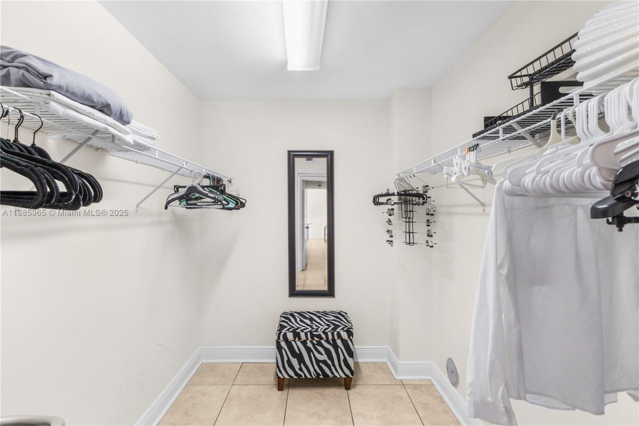 6917 Collins Ave, Unit 1505, Miami Beach, FL 33141 Photo