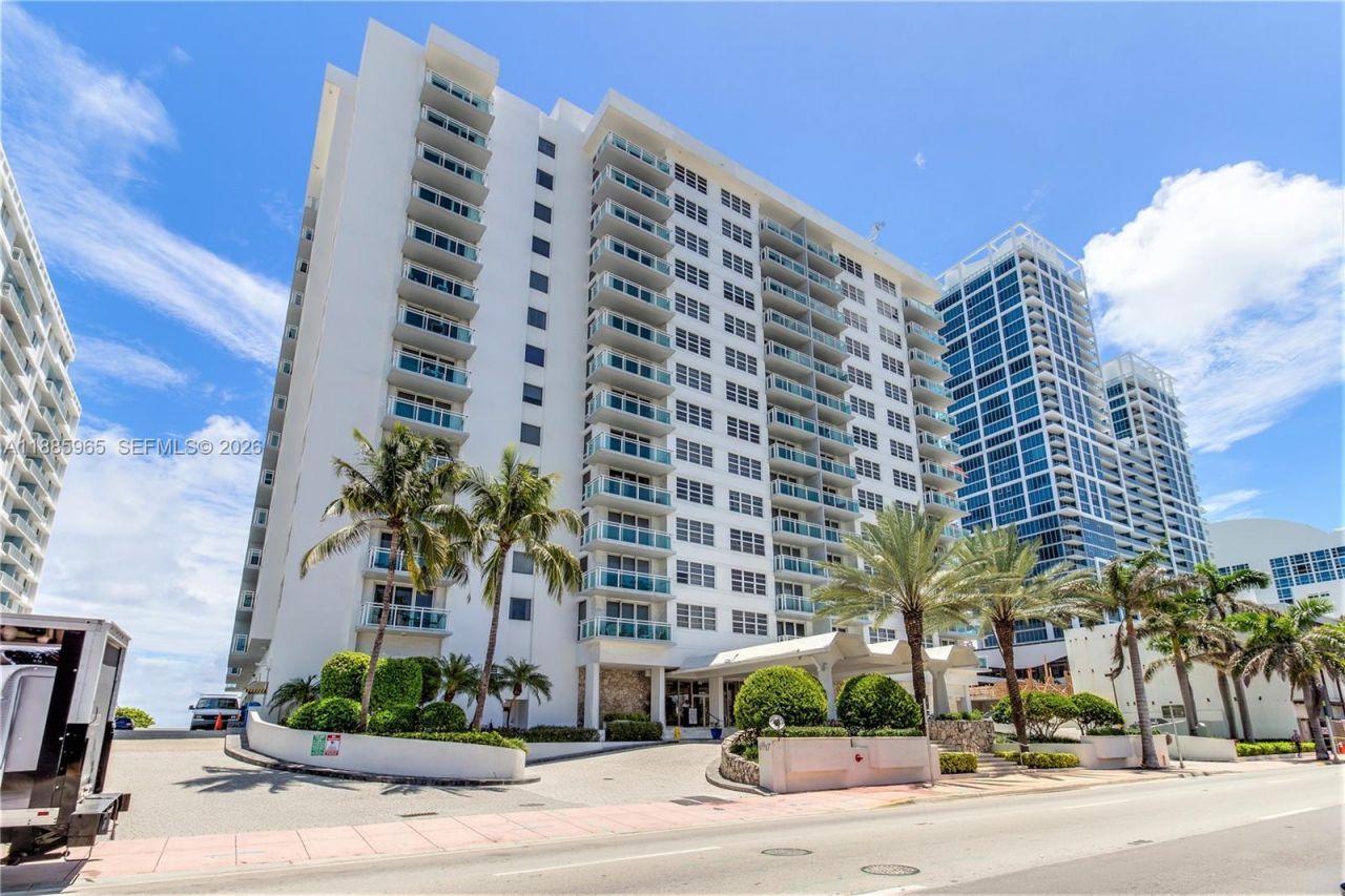 6917 Collins Ave, Unit 1505, Miami Beach, FL 33141 Photo
