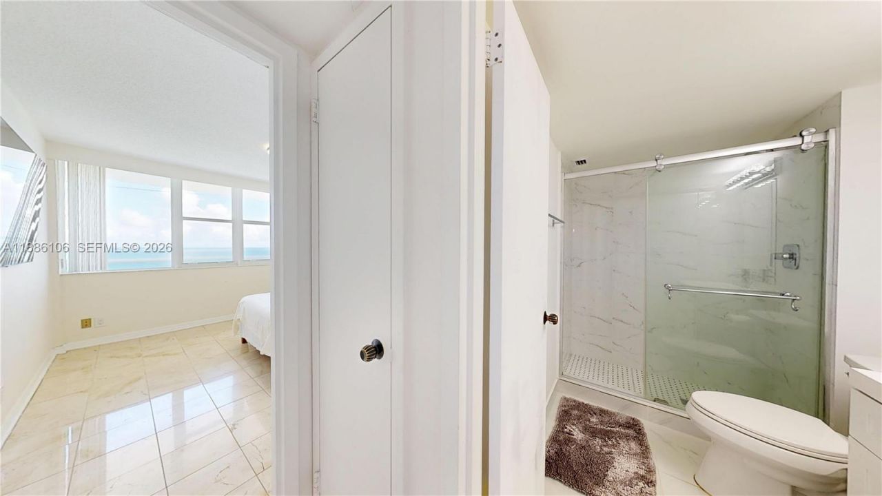 3140 S Ocean Dr, Unit 2106, Hallandale Beach, FL 33009 Photo