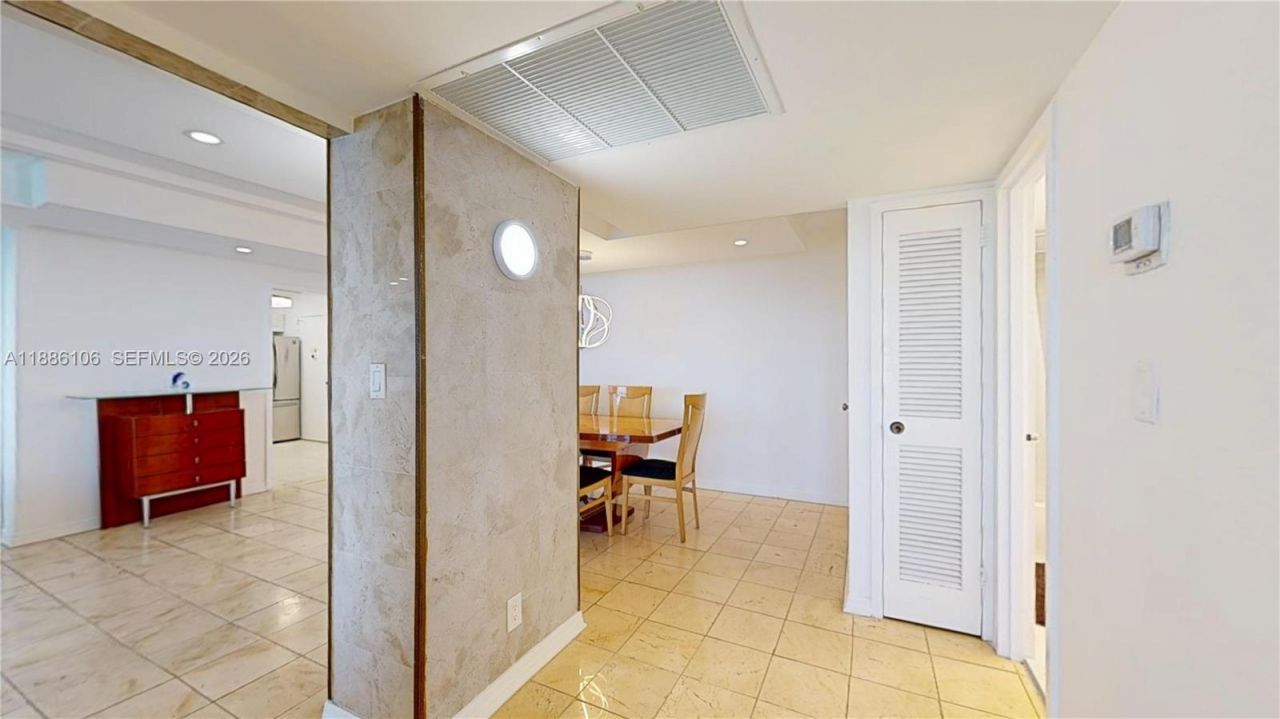 3140 S Ocean Dr, Unit 2106, Hallandale Beach, FL 33009 Photo