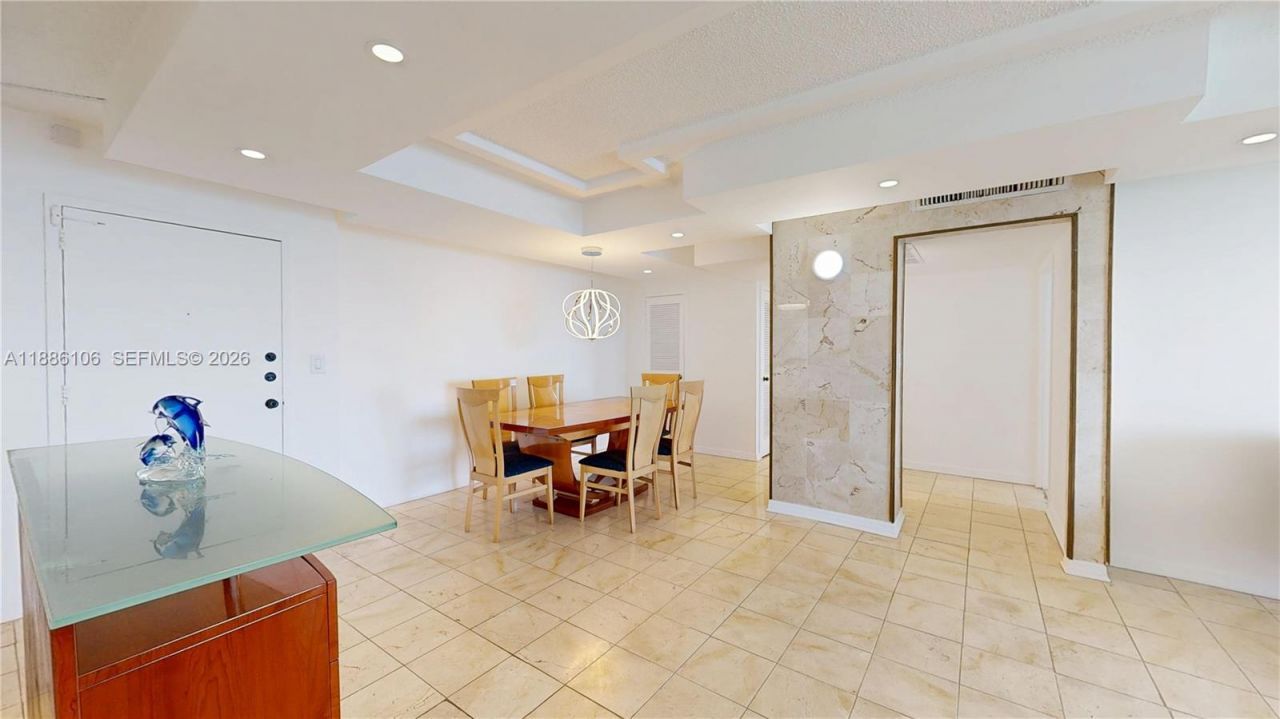 3140 S Ocean Dr, Unit 2106, Hallandale Beach, FL 33009 Photo