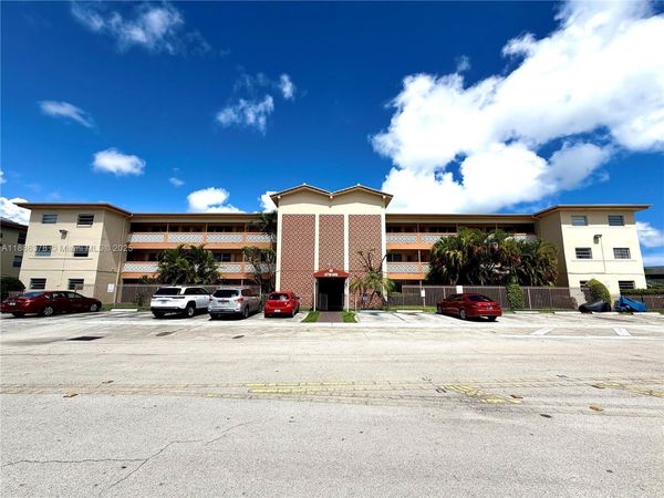 1885 NE 121st St, Unit 3, North Miami, FL 33181
