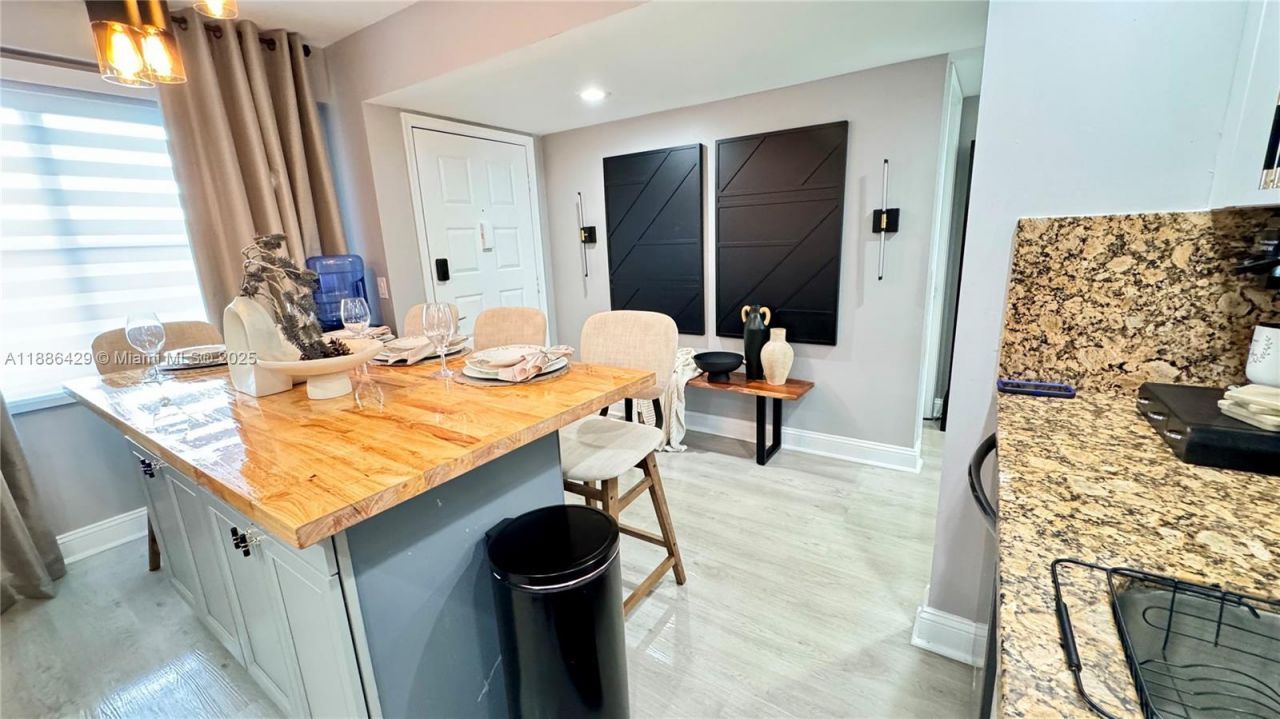 300 SW 130th Ter, Unit 407B, Pembroke Pines, FL 33027 Photo