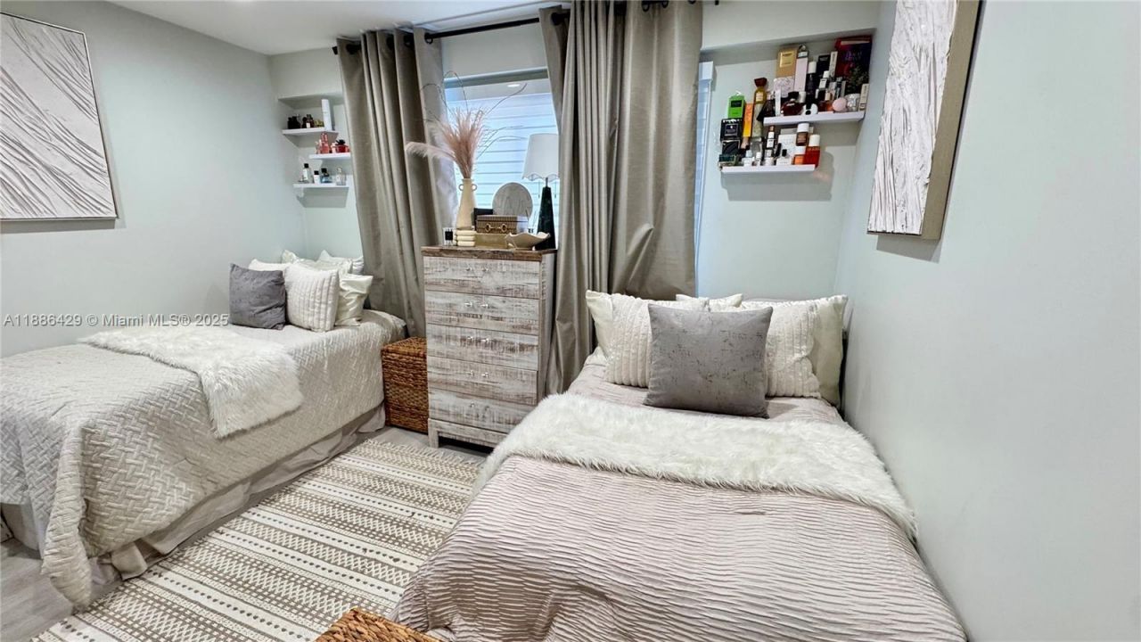 300 SW 130th Ter, Unit 407B, Pembroke Pines, FL 33027 Photo