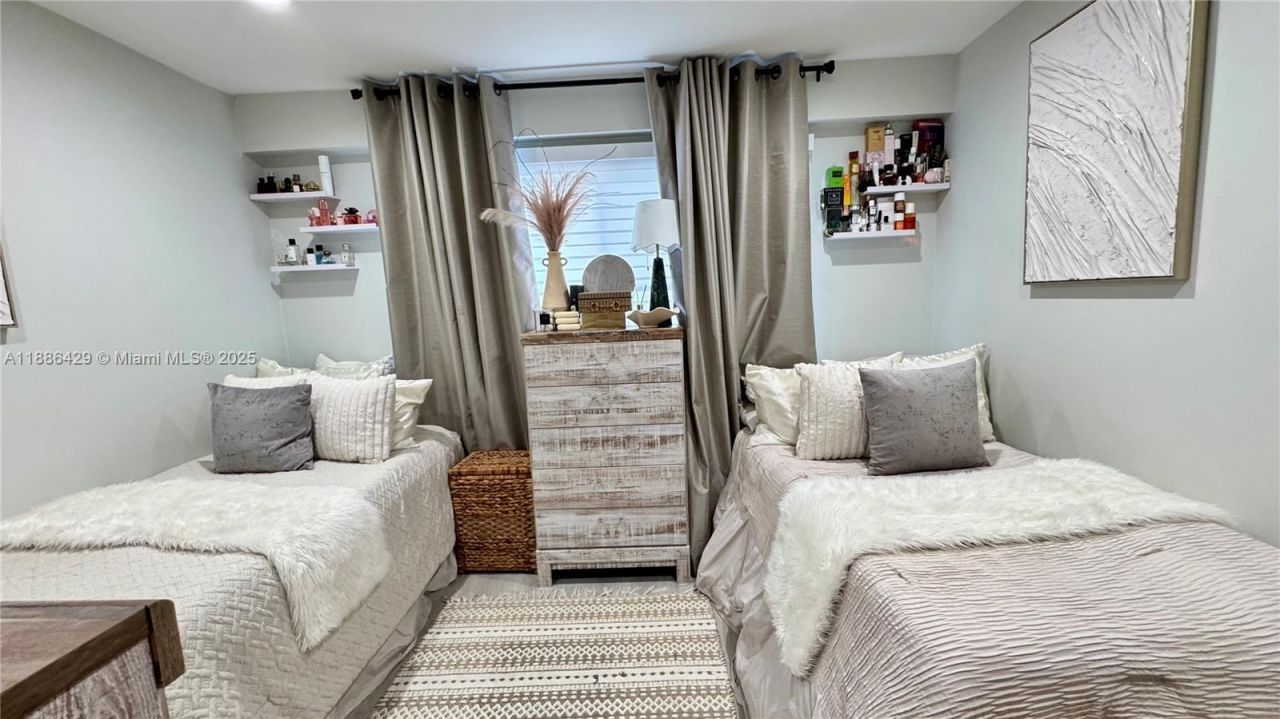 300 SW 130th Ter, Unit 407B, Pembroke Pines, FL 33027 Photo