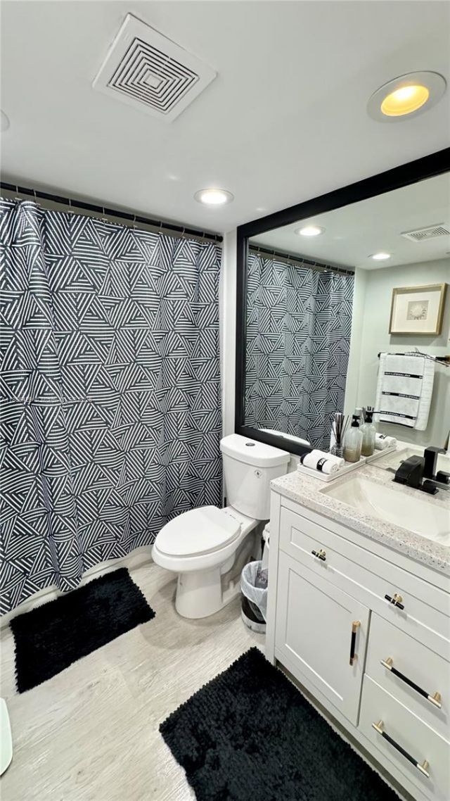 300 SW 130th Ter, Unit 407B, Pembroke Pines, FL 33027 Photo