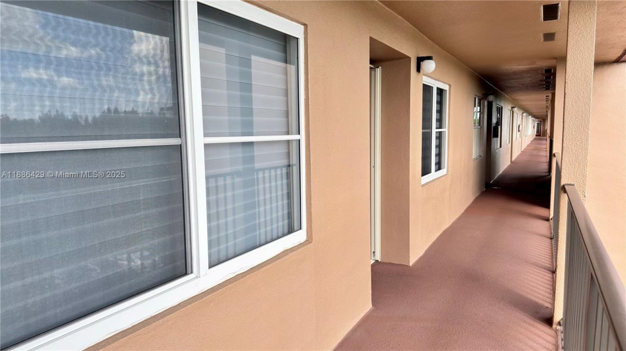 300 SW 130th Ter, Unit 407B, Pembroke Pines, FL 33027 Photo
