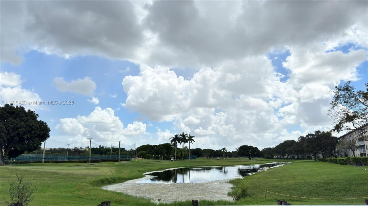 300 SW 130th Ter, Unit 407B, Pembroke Pines, FL 33027 Photo