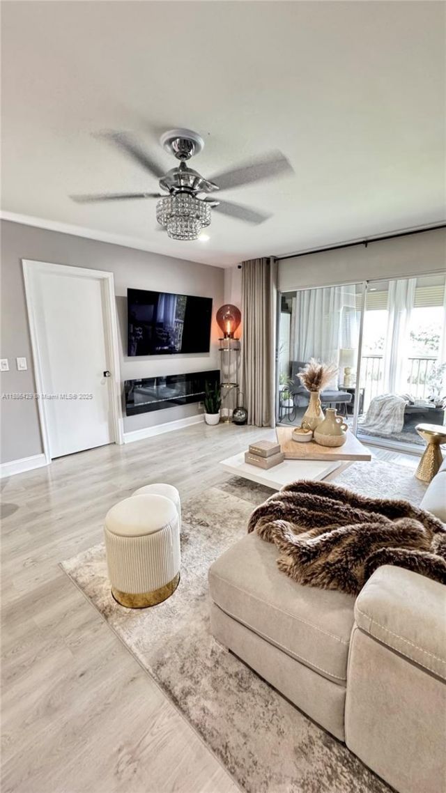 300 SW 130th Ter, Unit 407B, Pembroke Pines, FL 33027 Photo