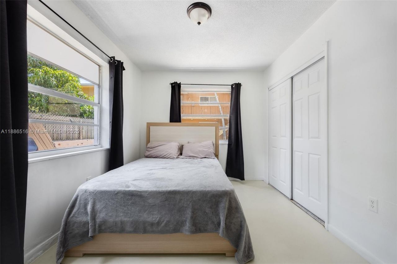 212 NW 7th Ave, Miami, FL 33128 Photo