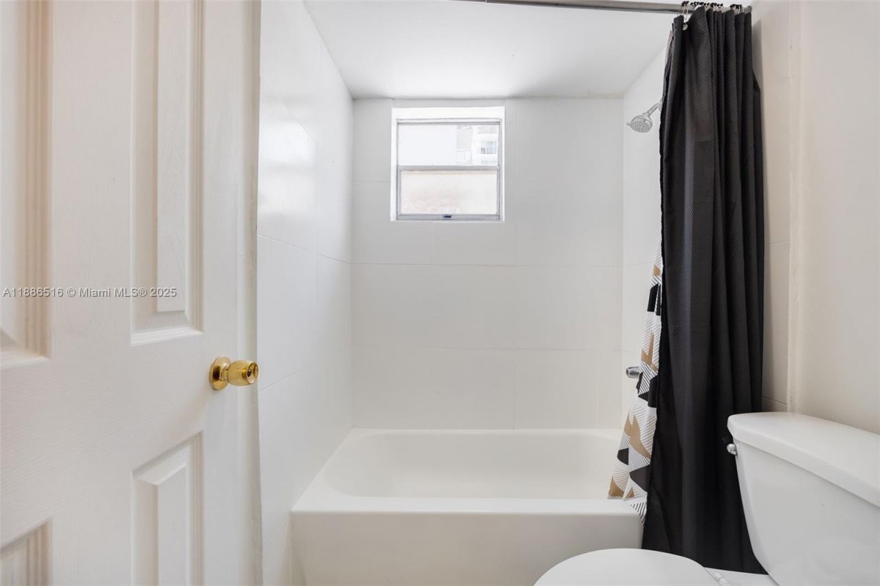 212 NW 7th Ave, Miami, FL 33128 Photo