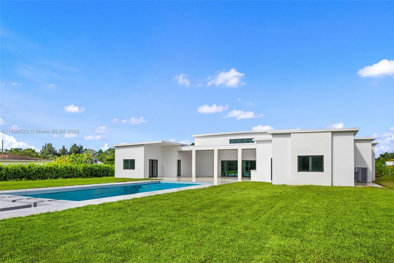 17301 SW 52nd Ct, Southwest Ranches, FL 33331 Photo