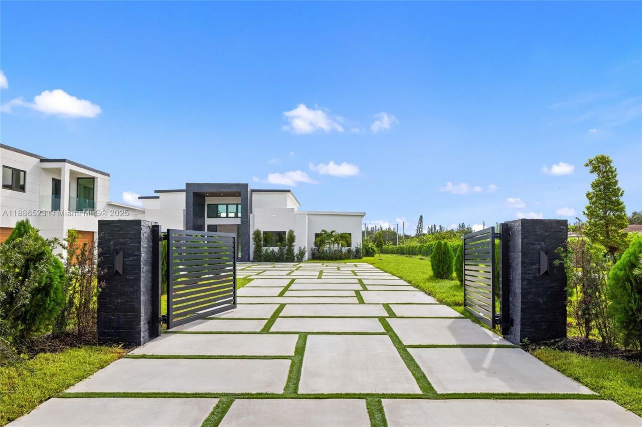 17301 SW 52nd Ct, Southwest Ranches, FL 33331 Photo