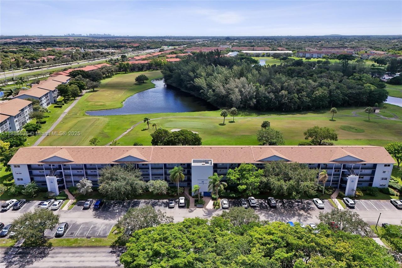 12500 SW 6th St, Unit 203N, Pembroke Pines, FL 33027 Photo