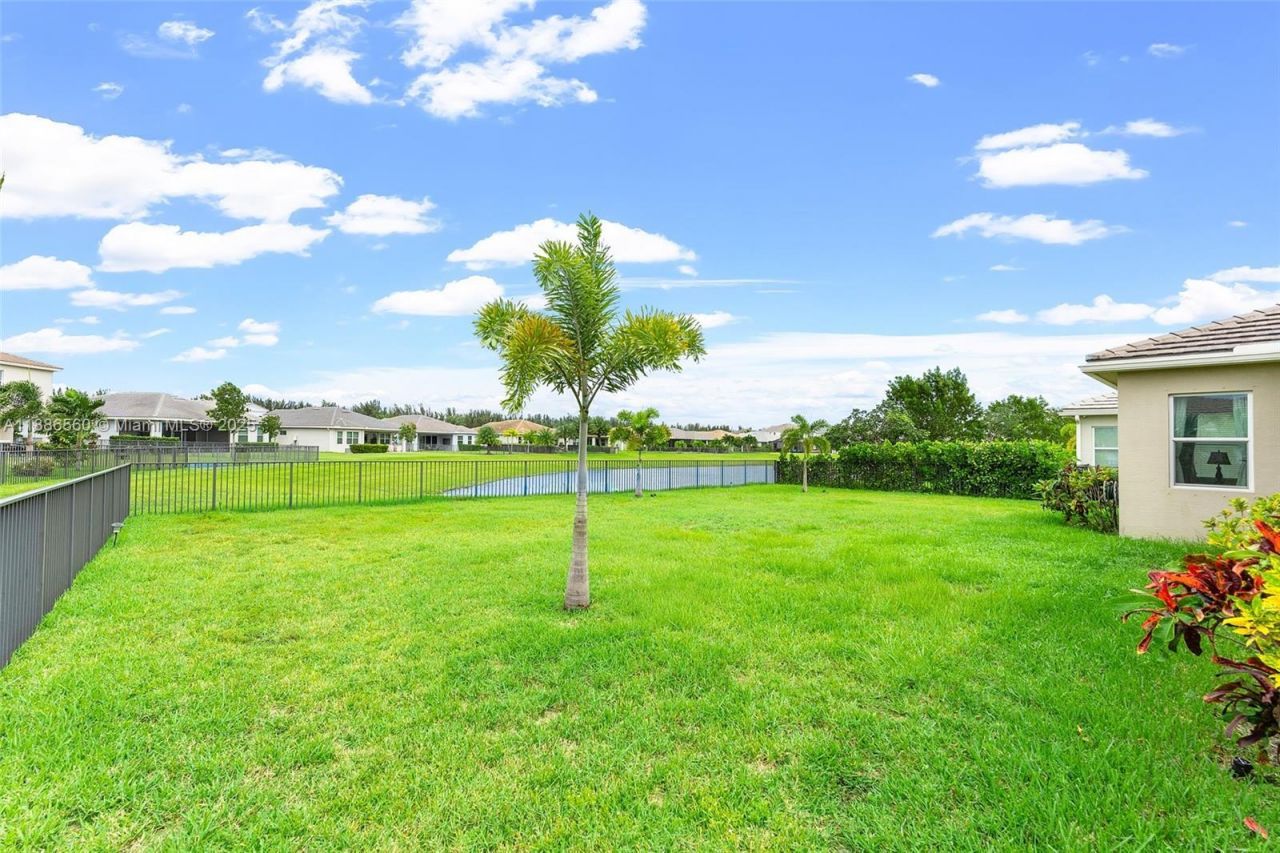 15901 Meadowlark Ct, Loxahatchee, FL 33470 Photo