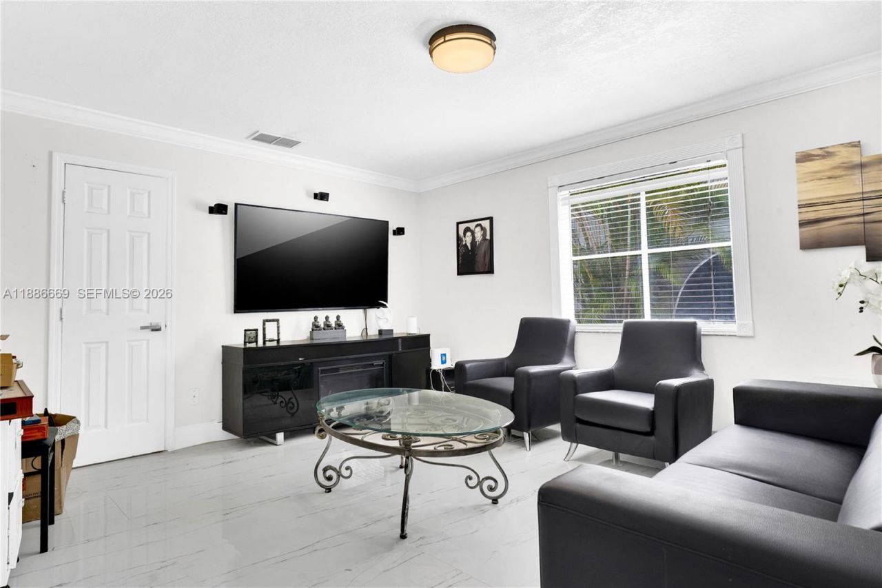 11126 SW 148th Pl, Miami, FL 33196 Photo