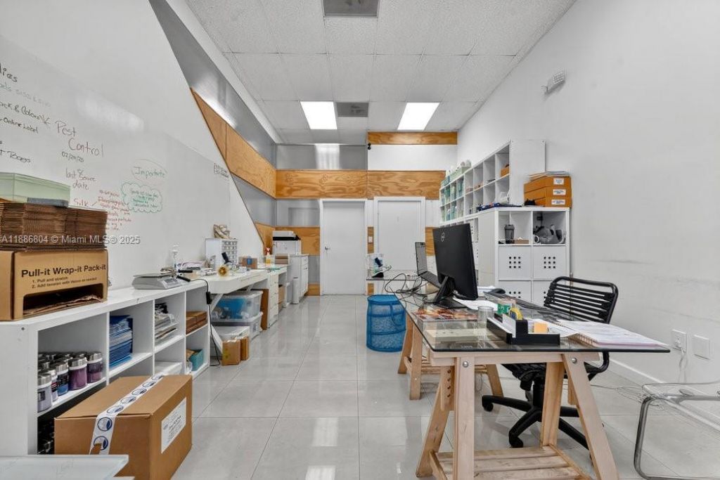 2201 NW 102nd Pl, Unit 4A, Doral, FL 33172 Photo