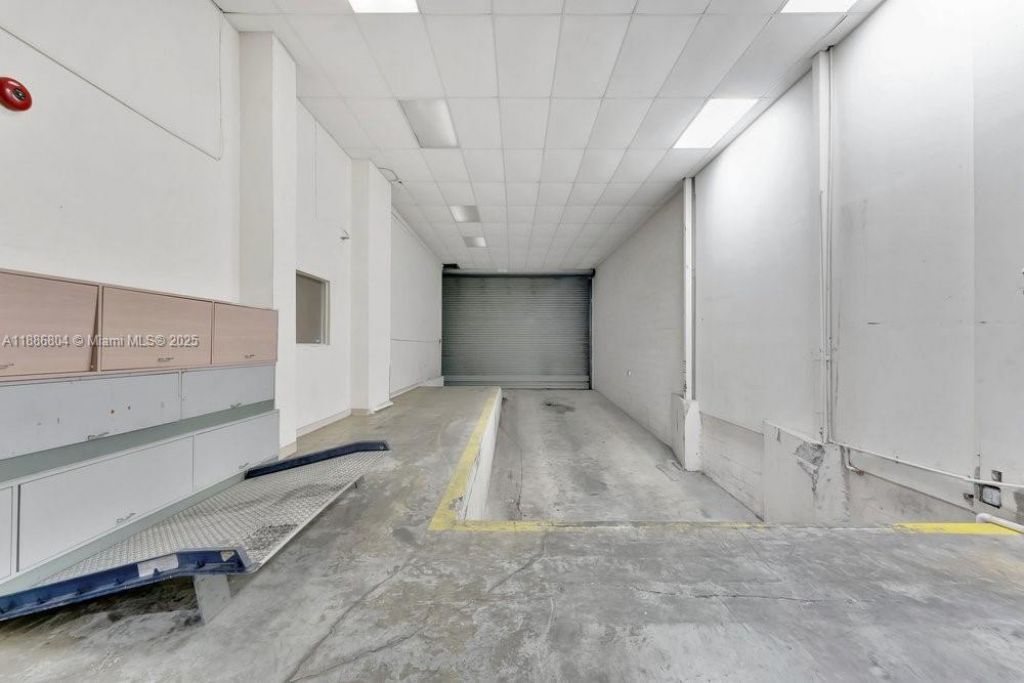 2201 NW 102nd Pl, Unit 4A, Doral, FL 33172 Photo