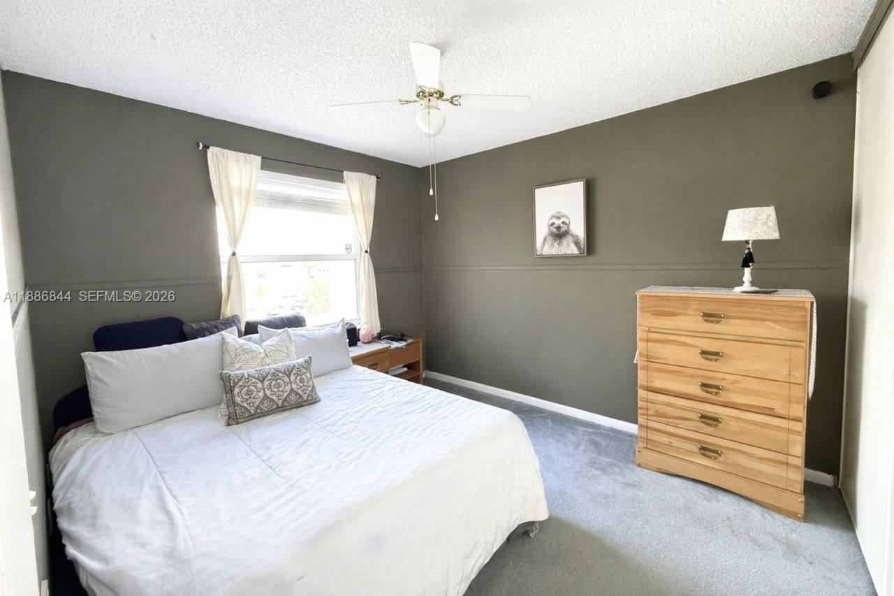 15462 NW 14th Ct, Pembroke Pines, FL 33028 Photo