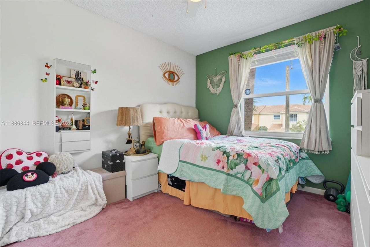 15462 NW 14th Ct, Pembroke Pines, FL 33028 Photo