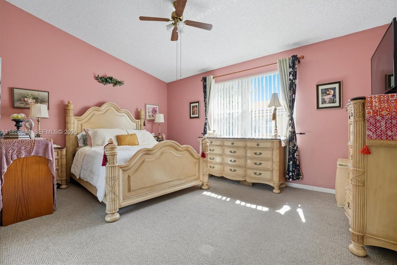 15462 NW 14th Ct, Pembroke Pines, FL 33028 Photo