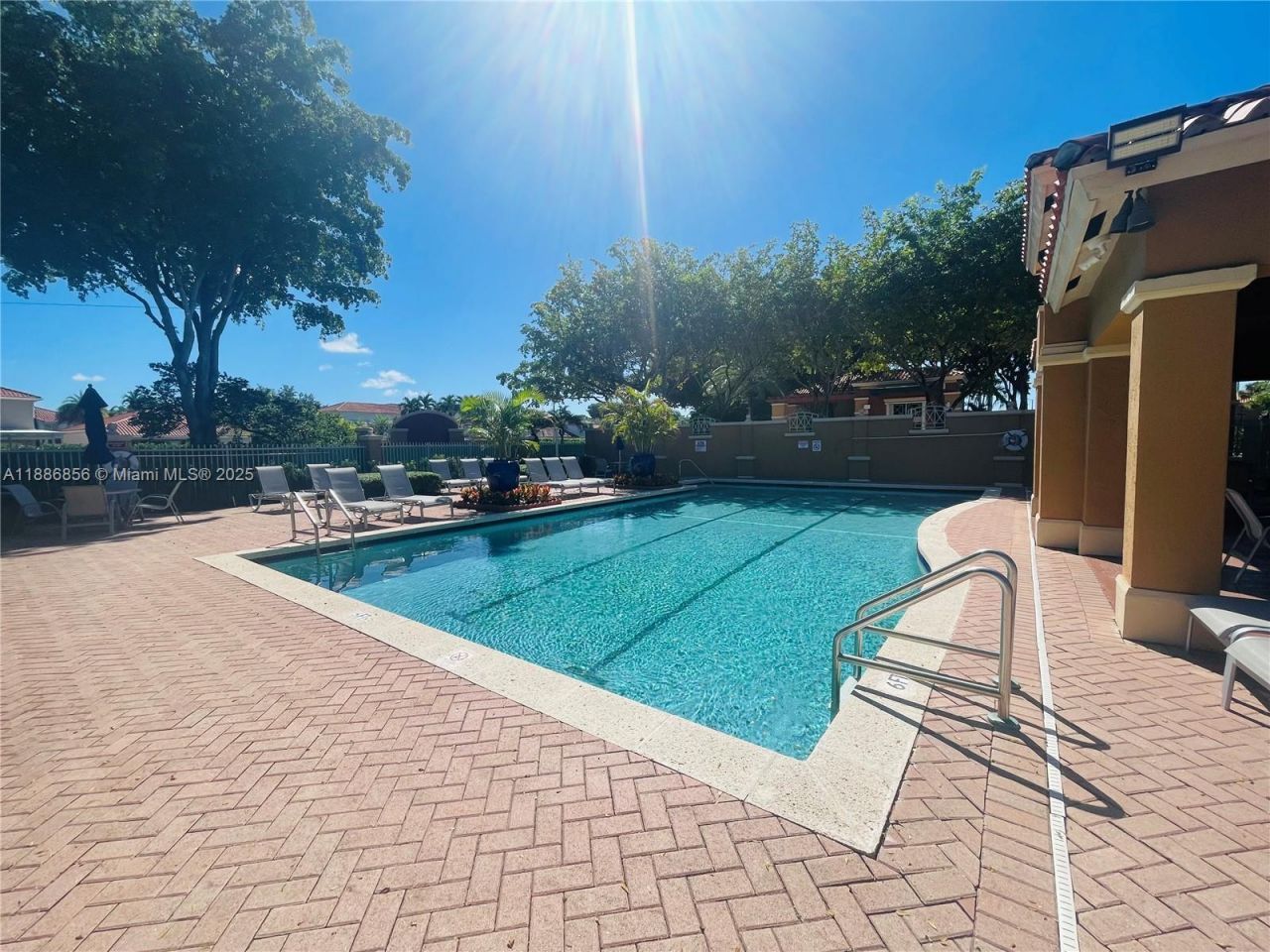 11500 NW 60th Ter, Unit 375, Doral, FL 33178 Photo