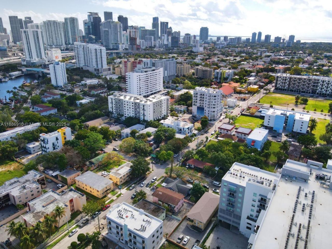 212 NW 7th Ave, Miami, FL 33128 Photo