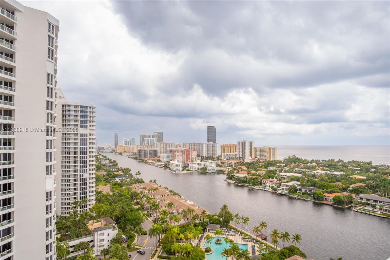 21050 Point Pl, Unit 2203, Aventura, FL 33180 Photo