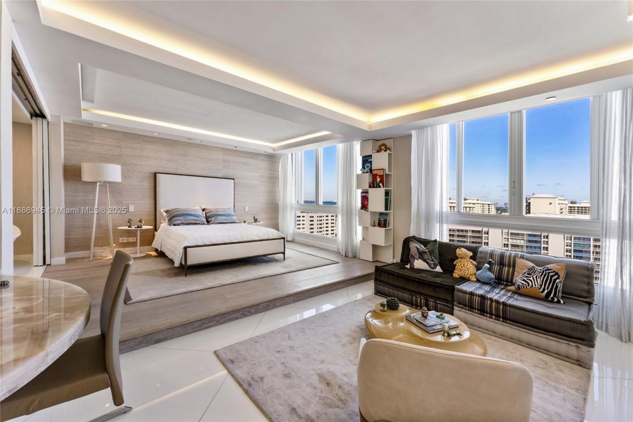 791 Crandon Blvd, Unit 1408, Key Biscayne, FL 33149 Photo