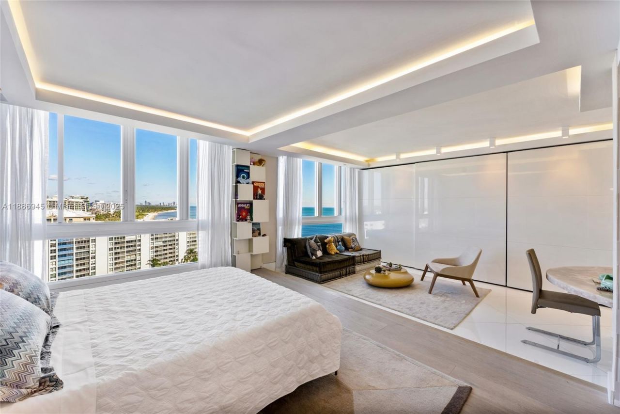 791 Crandon Blvd, Unit 1408, Key Biscayne, FL 33149 Photo