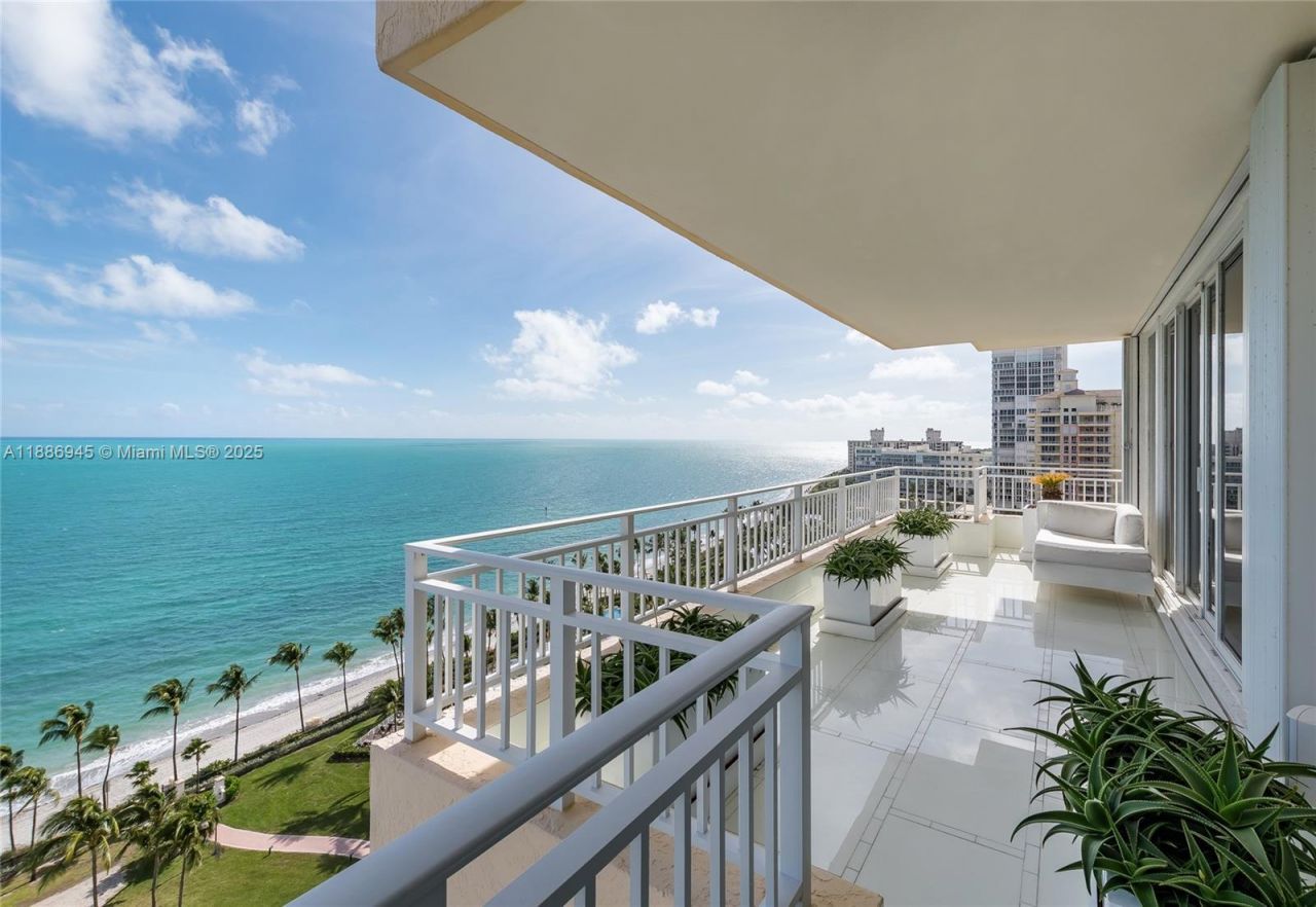 791 Crandon Blvd, Unit 1408, Key Biscayne, FL 33149 Photo